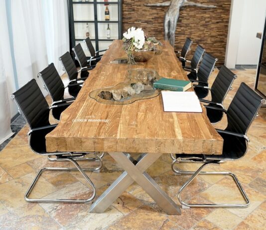 Konferenztisch mit Platz für 12-14 Personen Konferenztisch Esstisch 400 cm aus Altholz