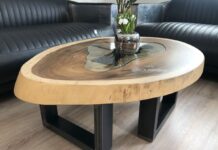 Baumkantentisch für das Wohnzimmer Baumkantentisch