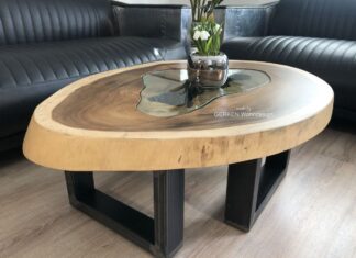 Baumkantentisch für das Wohnzimmer Baumkantentisch