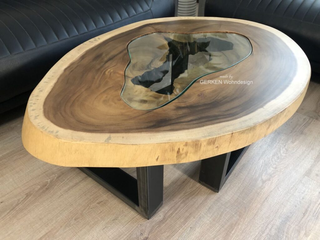 Couchtisch Baumkante