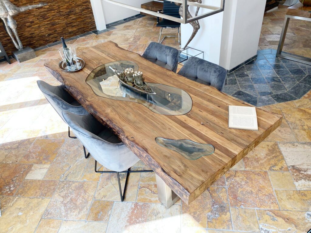 Ausgefallener Esstisch 250 cm Serie Deep Island Ausgefallener Esstisch 250 cm aus Massivholz