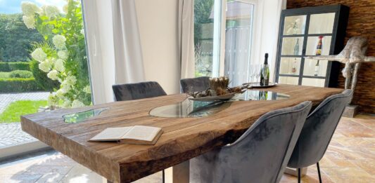 Ausgefallener Esstisch 250 cm Serie Deep Island Ausgefallener Esstisch 250 cm aus Massivholz