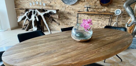 Esstisch Arezzo aus Altholz 220 cm mit Kreuzgestell Esstisch Arezzo