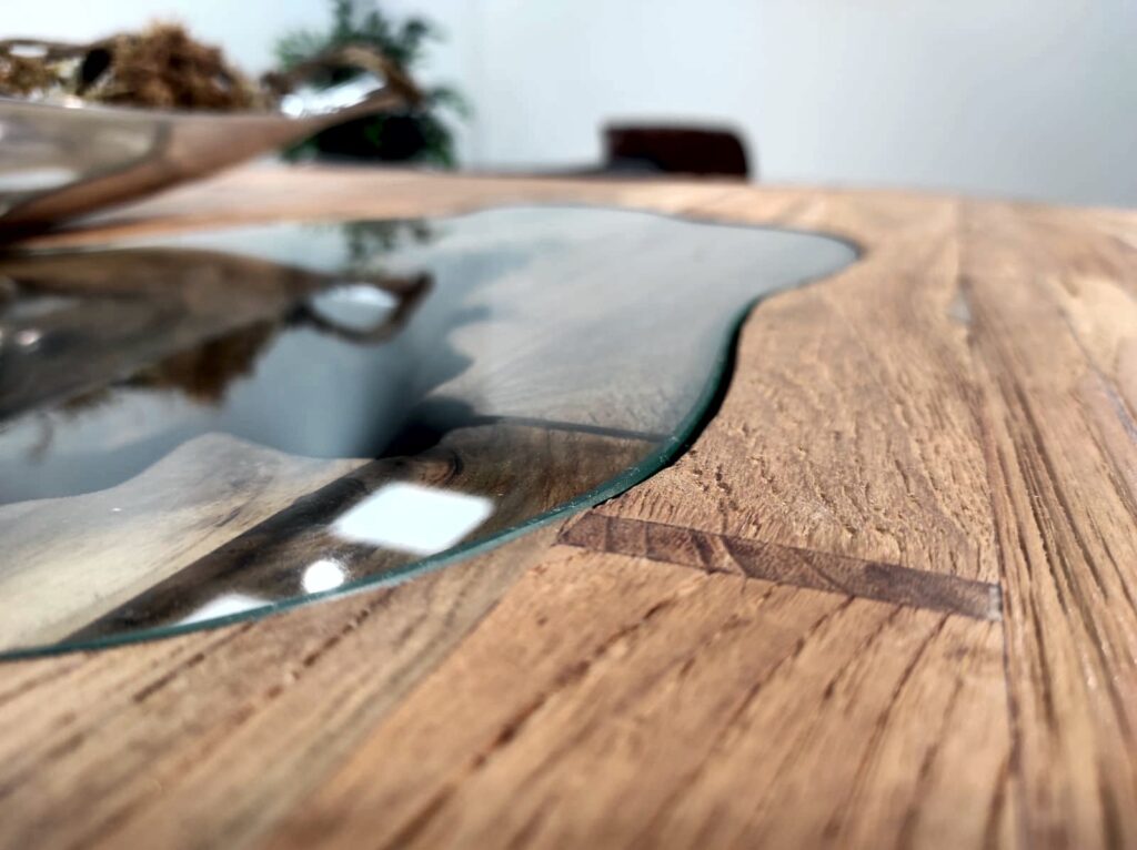 Esstisch rund "Eternia" aus Holz Esstisch rundes Design