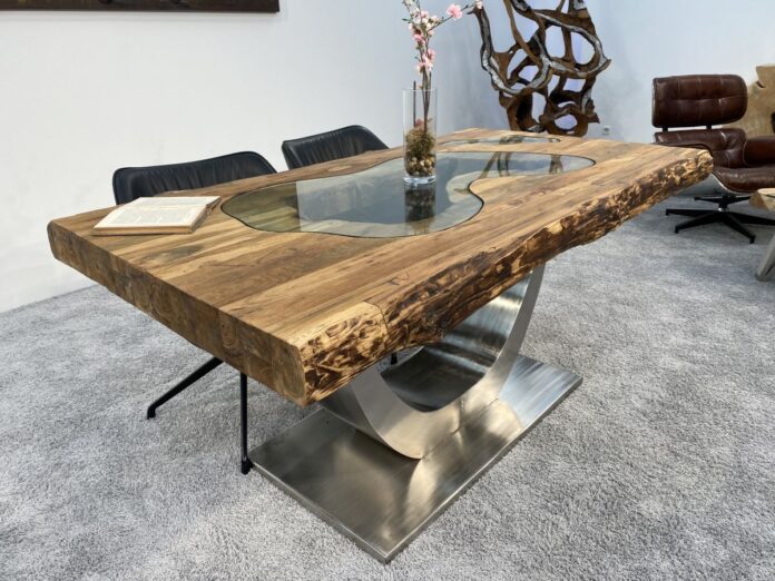 Esszimmertisch aus Altholz online kaufen