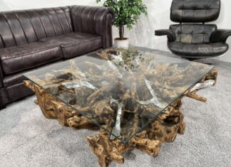 Interessanter Couchtisch aus einer Baumwurzel Couchtisch aus einer Baumwurzel