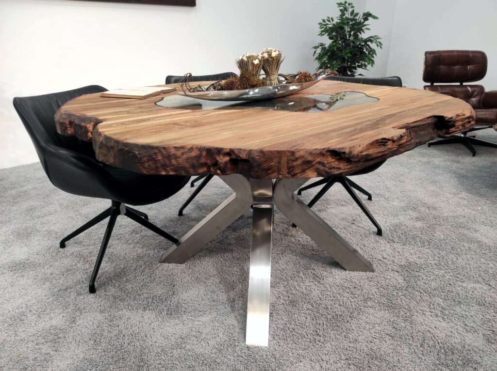Esstisch rund "Eternia" aus Holz Ungewöhnliche Esstische aus Holz