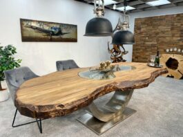 Echtholz-Esstisch der Königsklasse Esstisch der Königsklasse