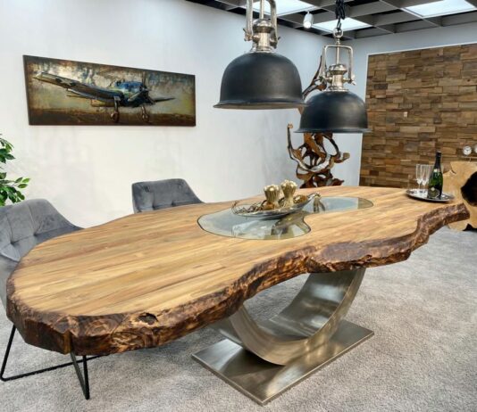 Echtholz-Esstisch der Königsklasse Esstisch der Königsklasse