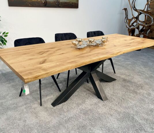 Edler Esstisch aus Eiche geölt von GERKEN Wohndesign Esstisch Eiche geölt