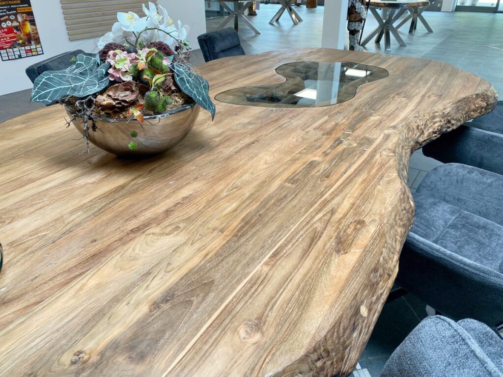 Der Konferenztisch aus Holz FUSION Großer Esstisch aus Holz Serie Fusion