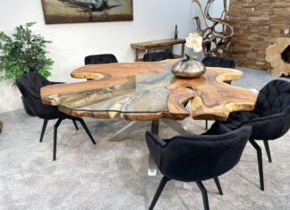 8, 10 oder 12 Personen? Wie viele Personen passen an meinen Esstisch? Esstisch aus einer Baumscheibe für 10 Personen