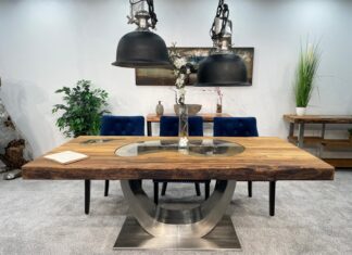 Rustikaler Esstisch aus Holz DEEP ISLAND Rustikaler Esstisch aus Holz