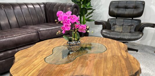 Runder Unikat Couchtisch aus Holz Runder Unikat Couchtisch aus Holz