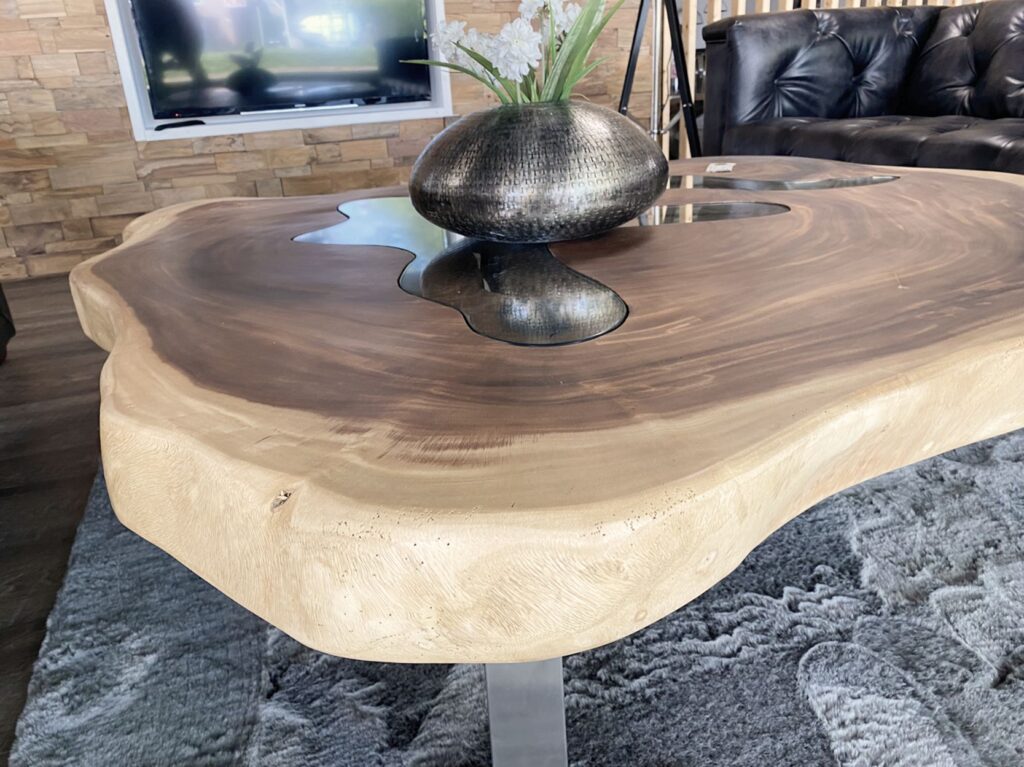 Ausgefallene Baumstamm Couchtische Couchtisch aus einem massiven Baumstamm