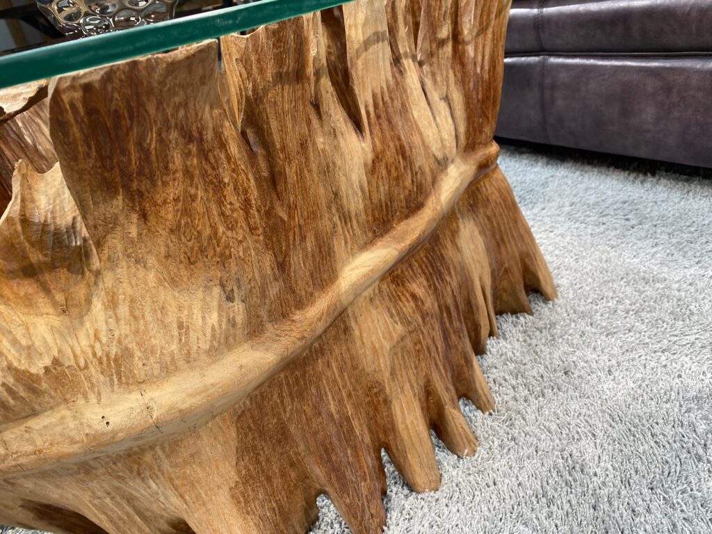 Unikat Couchtisch LEAF Unikat Couchtisch aus künstlerischer Schnitzerei