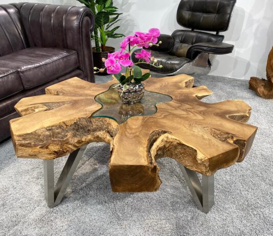 Small round coffee tables made of wood Small round coffee tables made of wood