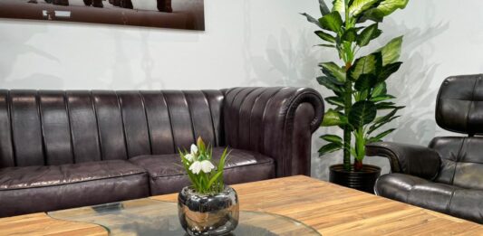 Ein Couchtisch aus Holz von GERKEN Wohndesign Couchtisch aus Holz Wild River