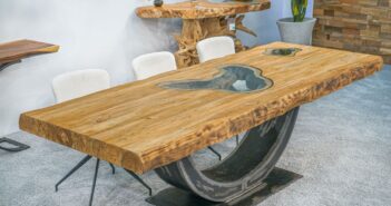 Möbel aus recyceltem Holz