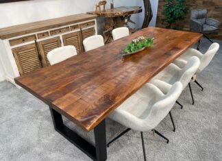 Esstisch aus Holz „Modena“ Esstisch aus Holz Modena