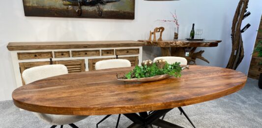 Ovaler Esstisch „Arezzo“