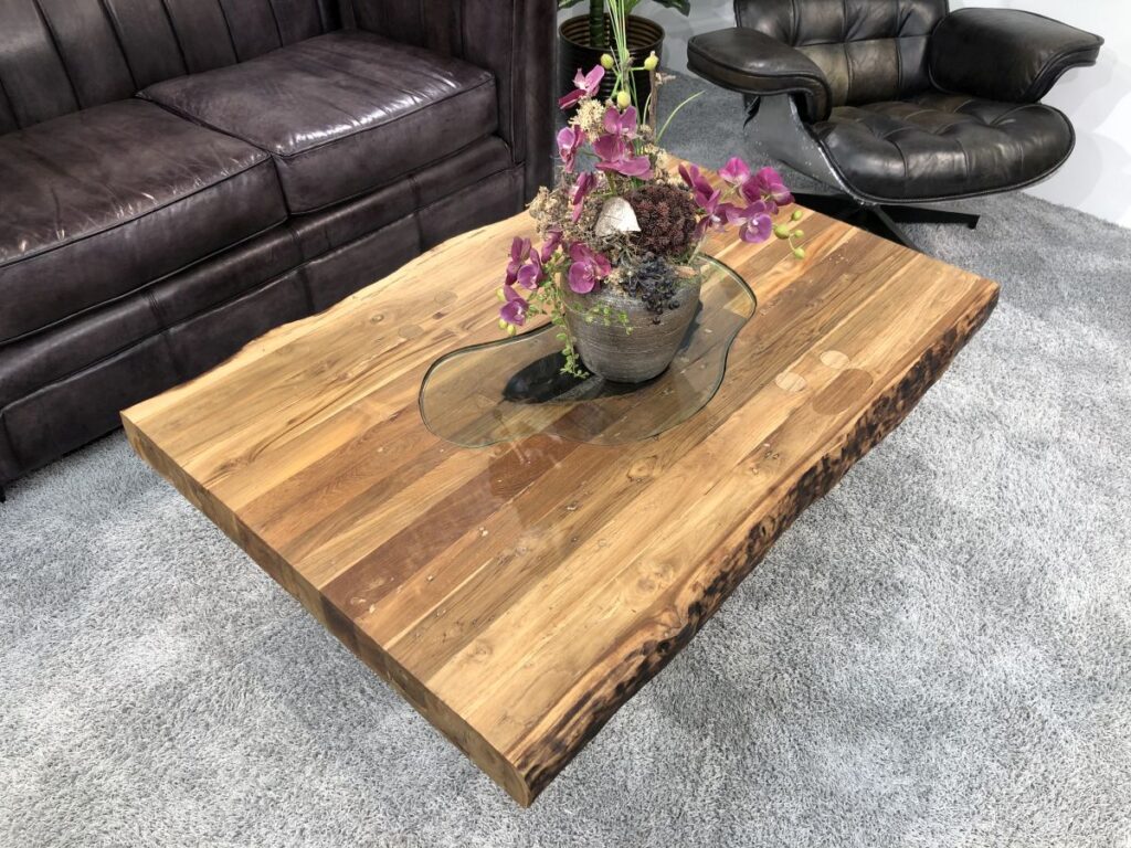 Einzigartige Holzmöbel von "Der Tischonkel" Einzigartige Holzmöbel Wohnzimmertisch Deep Island Design