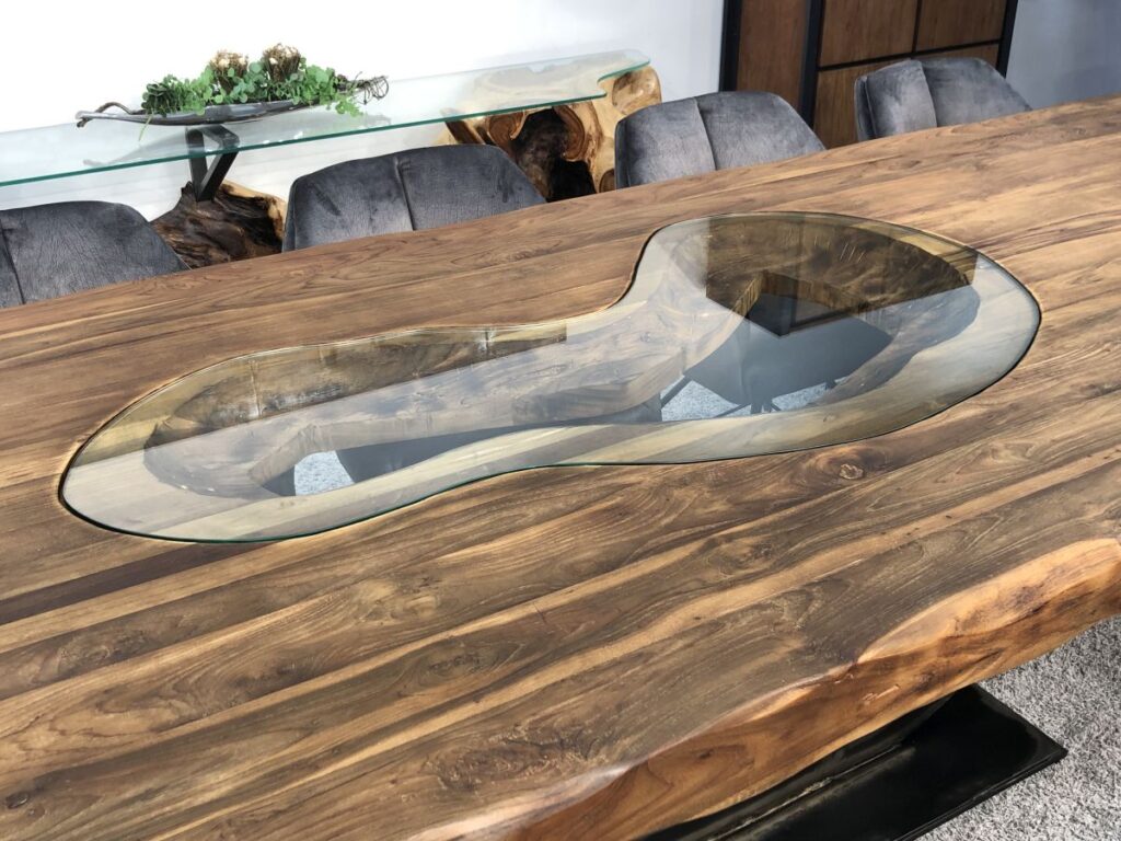 Moderne Esstische by GERKEN Wohndesign Glaseinlage Esstisch Deep Island Holz