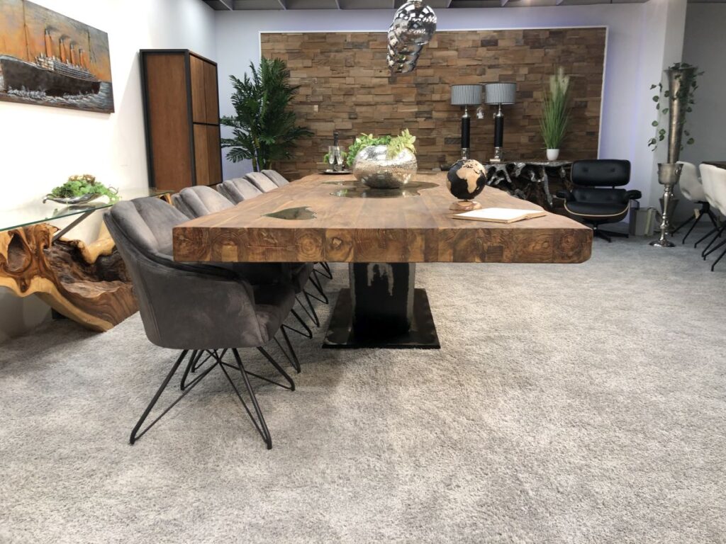 Moderne Esstische by GERKEN Wohndesign Moderne Esstische Massivholz Deep Island