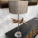 Tischlampe-Flugzeug-Möbel