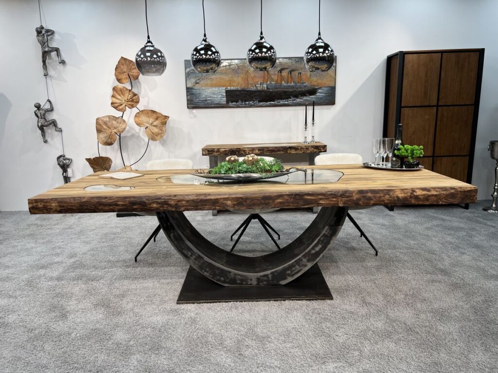 Esstische aus Massivholz Esstische aus Massivholz Unikat Designtisch Deep Island