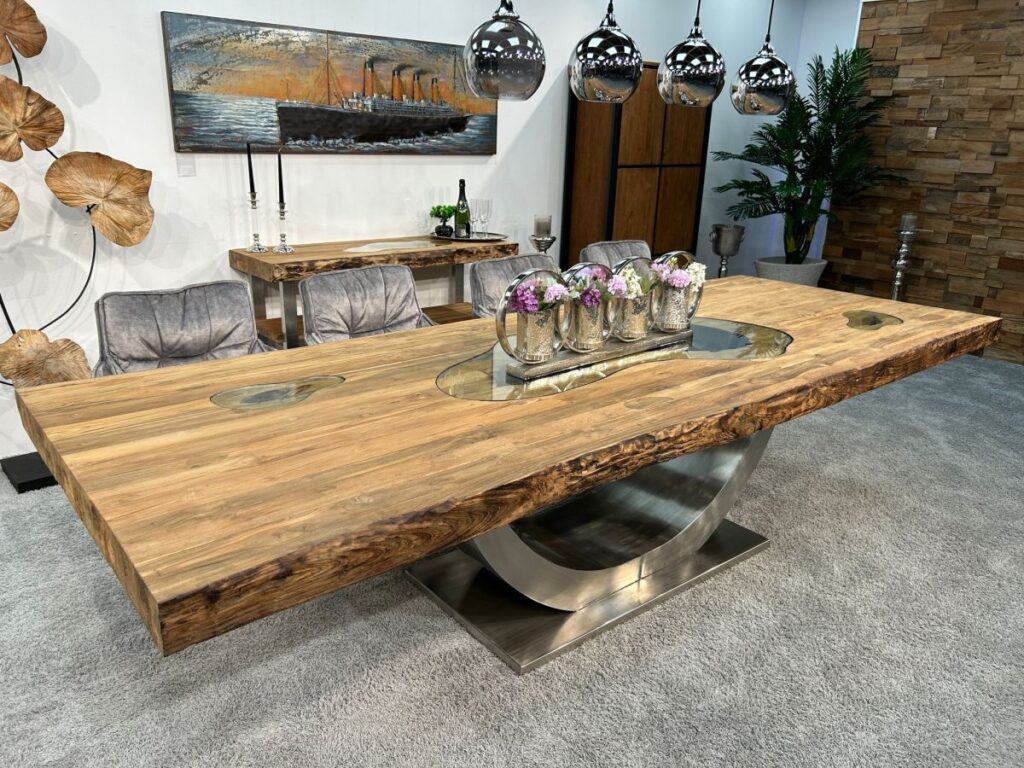 Außergewöhnliche Möbel aus Massivholz Außergewöhnliche Möbel Esstisch aus recyceltem Holz Deep Island