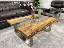 Couchtische aus recyceltem Altholz mit Baumkante Beitrag Couchtisch aus recyceltem Altholz mit Baumkante