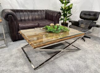 Couchtisch mit Glaselement: „Essence“ aus Massivholz Beitrag Couchtisch mit Glaselement Essence aus Massivholz