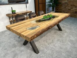 Solid wood tables made to measure in natural design Beitrag Massivholztische nach Wunschmaß im Naturdesign