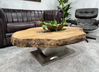 Moderner Couchtisch aus Massivholz Moderner Couchtisch aus Massivholz