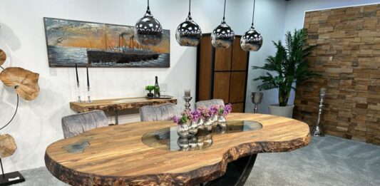 Nachhaltige Esstische aus Altholz Nachhaltige Esstische aus Altholz