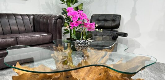 Couchtisch Holz: Designtisch „Leaf“ Beitrag Couchtisch Holz Leaf