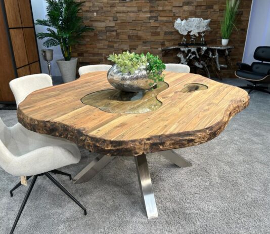 Einmalige Möbel aus Massivholz