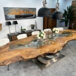 Außergewöhnlicher Holztisch aus Baumscheiben “Expression”