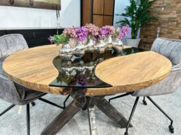 Round dining table made of recycled wood „Eternia“ Contribution round dining table made of recycled wood Eternia