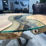 Besondere Tische aus Altholz Eternia