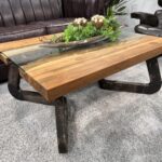 Besondere Tische mit Baumkante Elements Freestyle