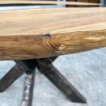 Einzigartiger Holztisch Eternia