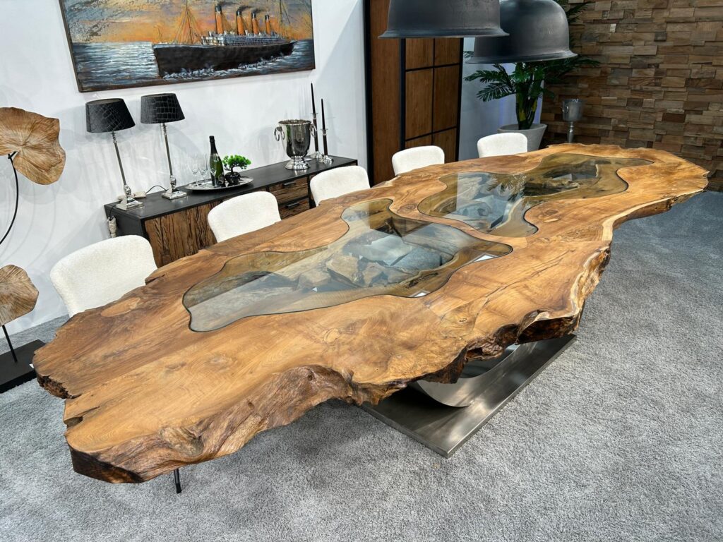 Außergewöhnlicher Holztisch aus Baumscheiben "Expression" Massivholz Esstisch aus Baumscheiben Expression