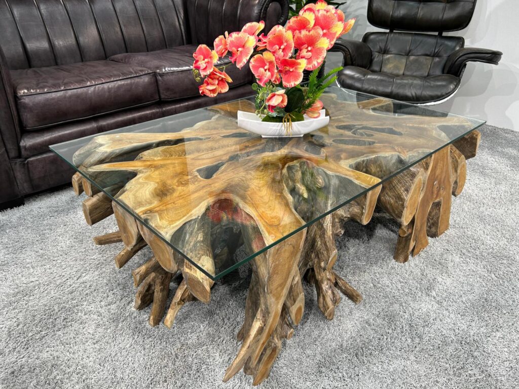 Massiver Wohnzimmertisch aus einer Baumwurzel Baumwurzeltisch Wohnzimmertisch Root