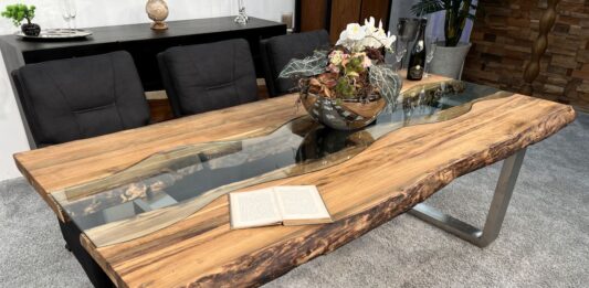 Table à manger „Old Elements“ 220 cm avec bord brut Contribution Table à manger Old Elements avec bord d'arbre