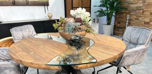 Massivholz Esszimmertisch, rund, Durchmesser 140 cm Runder Massivholz Esszimmertisch Eternia