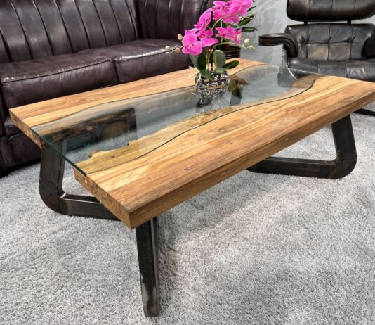 Wohnzimmertisch aus Massivholz „Elements“ Wohnzimmertisch aus Massivholz Elements