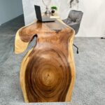 Design Schreibtisch aus Suarholz