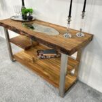 Einmaliges Sideboard aus Holz Venom